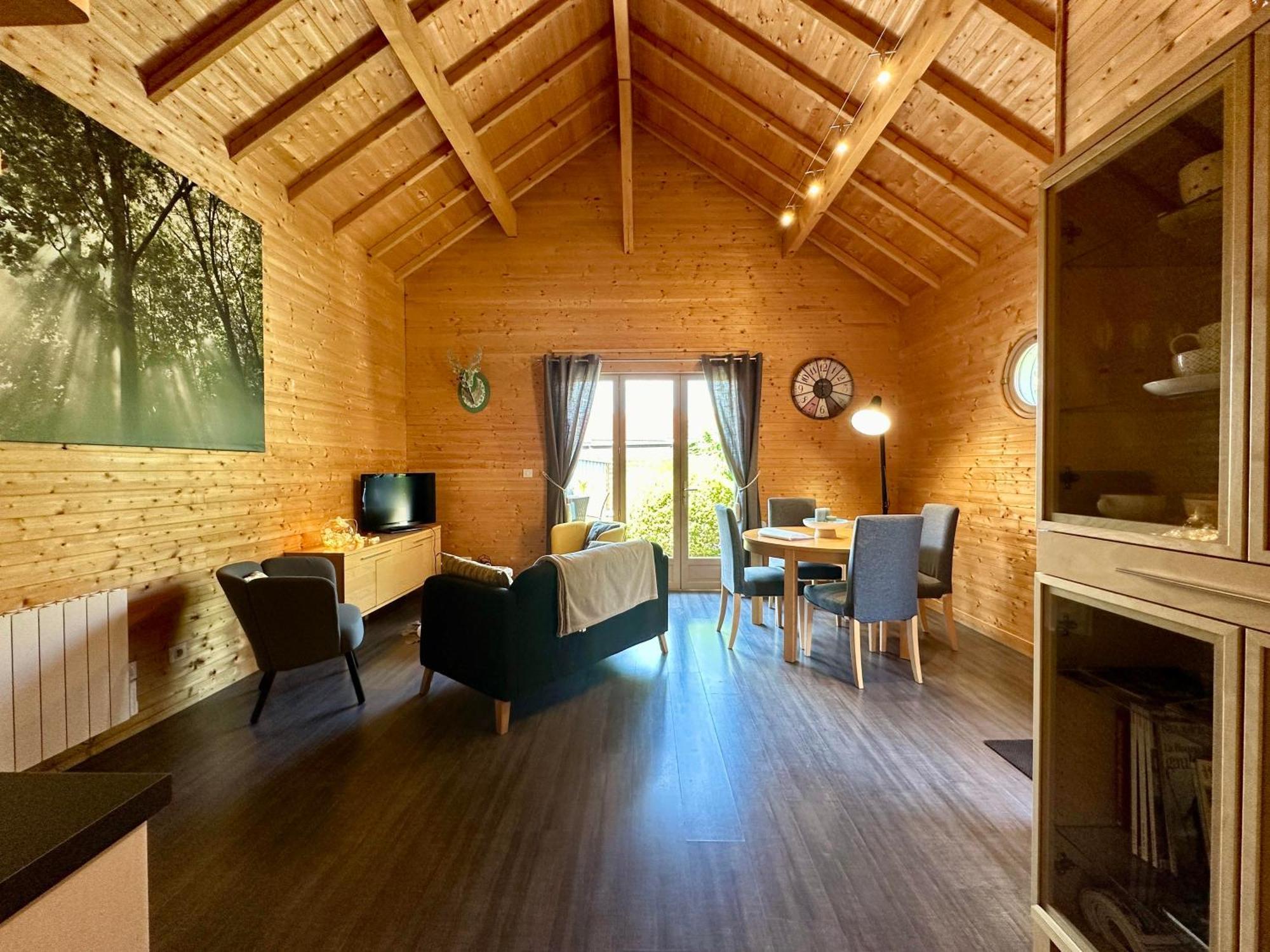Sous Le Cerisier Bed & Breakfast Venarey-les-Laumes ภายนอก รูปภาพ